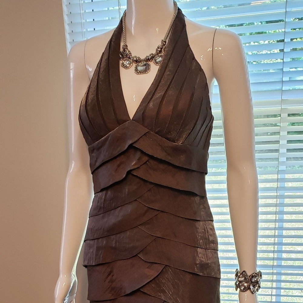 Cache Shimmering Ruffled Cocktail Dress Size 4 - Picture 4 of 8